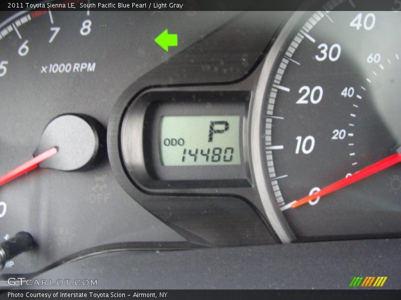 South Pacific Blue Pearl / Light Gray 2011 Toyota Sienna LE