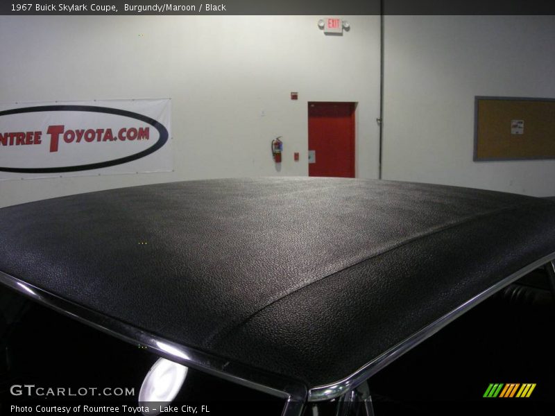 Burgundy/Maroon / Black 1967 Buick Skylark Coupe