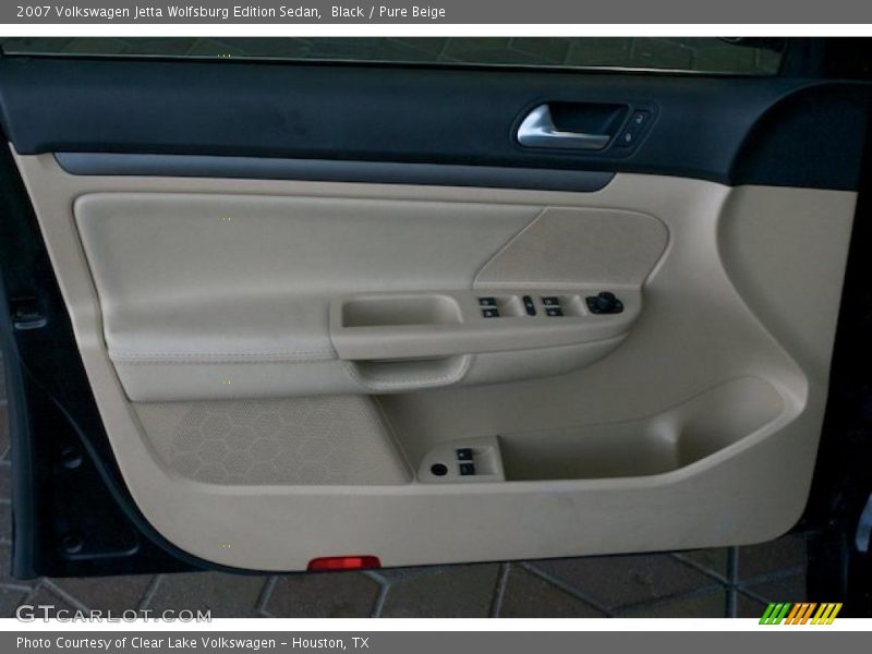 Black / Pure Beige 2007 Volkswagen Jetta Wolfsburg Edition Sedan