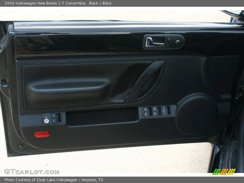 Black / Black 2009 Volkswagen New Beetle 2.5 Convertible