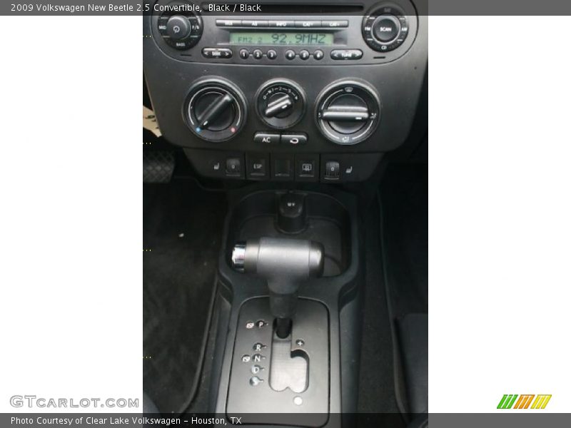 Black / Black 2009 Volkswagen New Beetle 2.5 Convertible