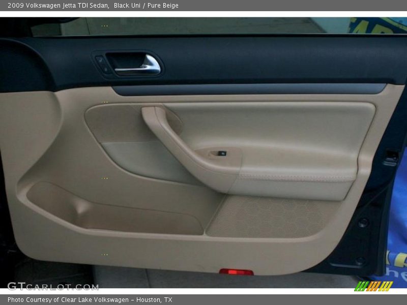 Black Uni / Pure Beige 2009 Volkswagen Jetta TDI Sedan