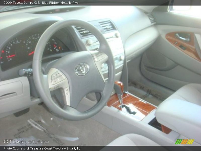 Blue Ribbon Metallic / Ash 2009 Toyota Camry XLE