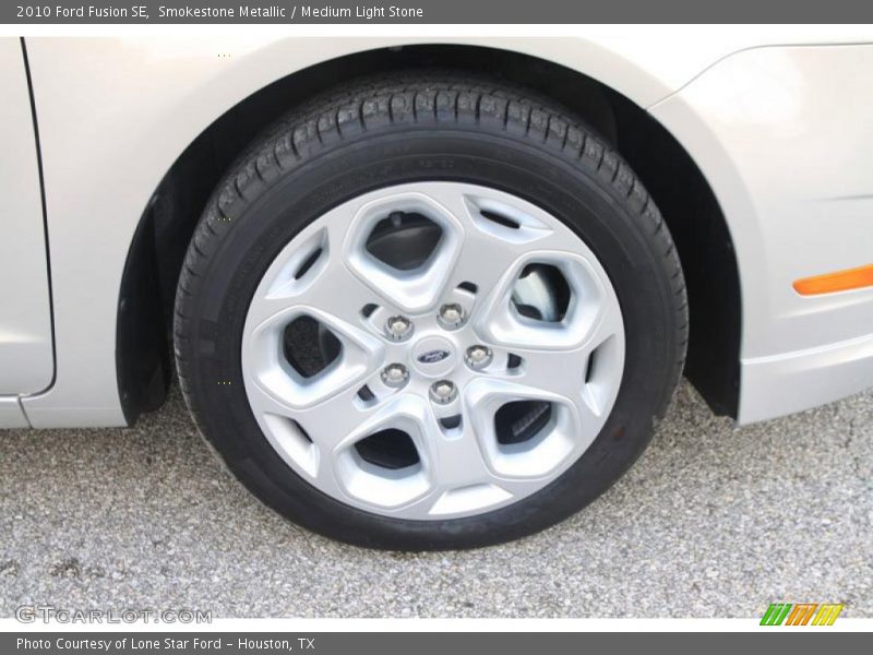 Smokestone Metallic / Medium Light Stone 2010 Ford Fusion SE