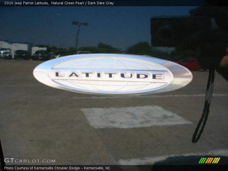 Natural Green Pearl / Dark Slate Gray 2010 Jeep Patriot Latitude