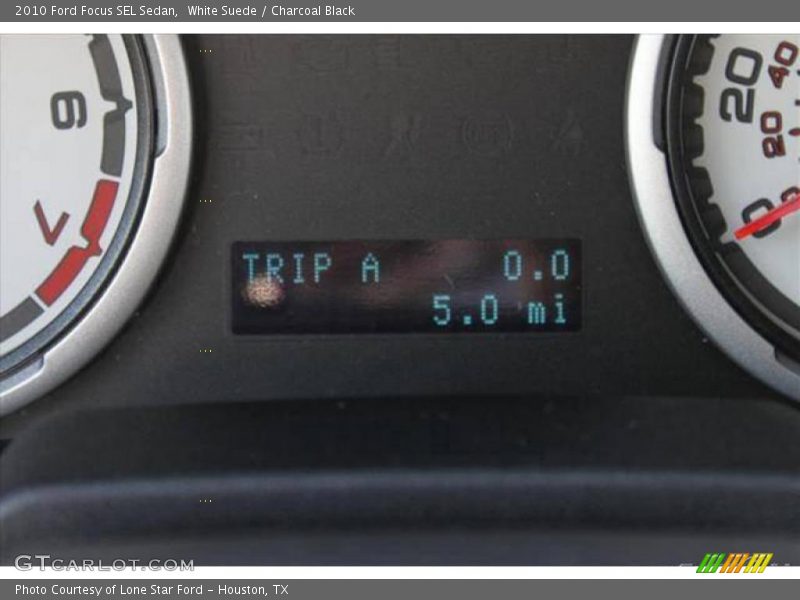 White Suede / Charcoal Black 2010 Ford Focus SEL Sedan