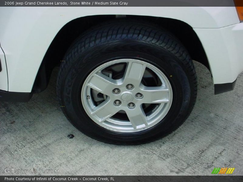 Stone White / Medium Slate Gray 2006 Jeep Grand Cherokee Laredo