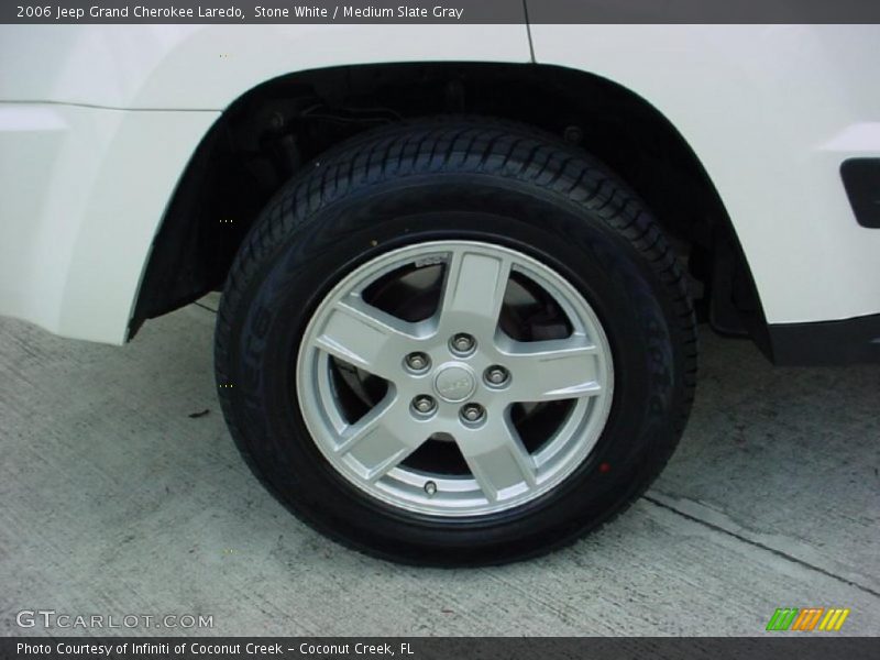 Stone White / Medium Slate Gray 2006 Jeep Grand Cherokee Laredo