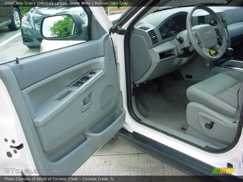 Stone White / Medium Slate Gray 2006 Jeep Grand Cherokee Laredo
