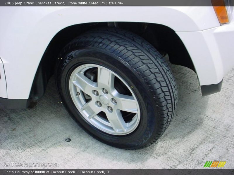 Stone White / Medium Slate Gray 2006 Jeep Grand Cherokee Laredo