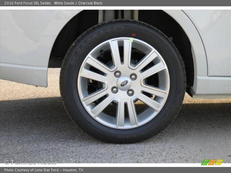 White Suede / Charcoal Black 2010 Ford Focus SEL Sedan