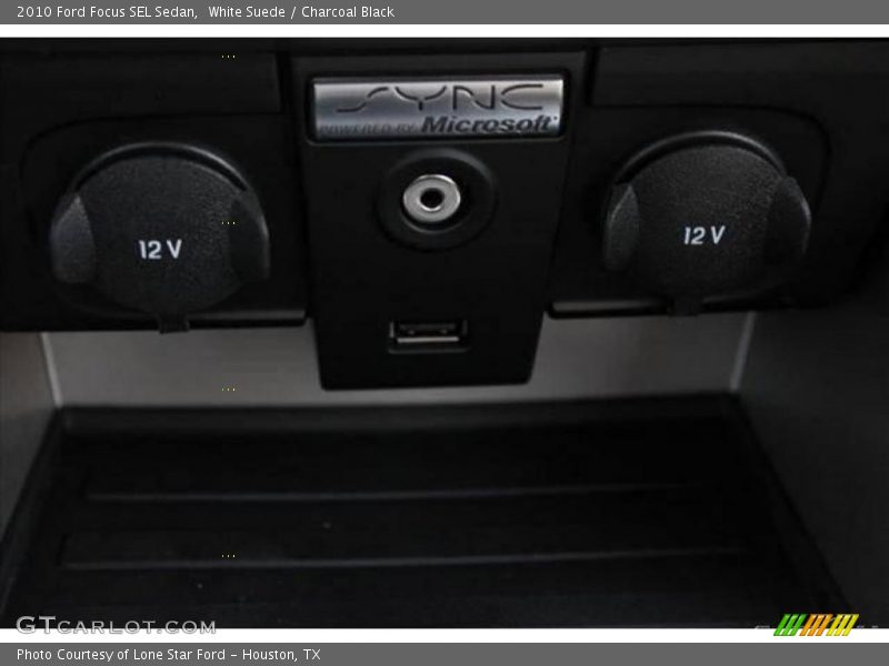White Suede / Charcoal Black 2010 Ford Focus SEL Sedan