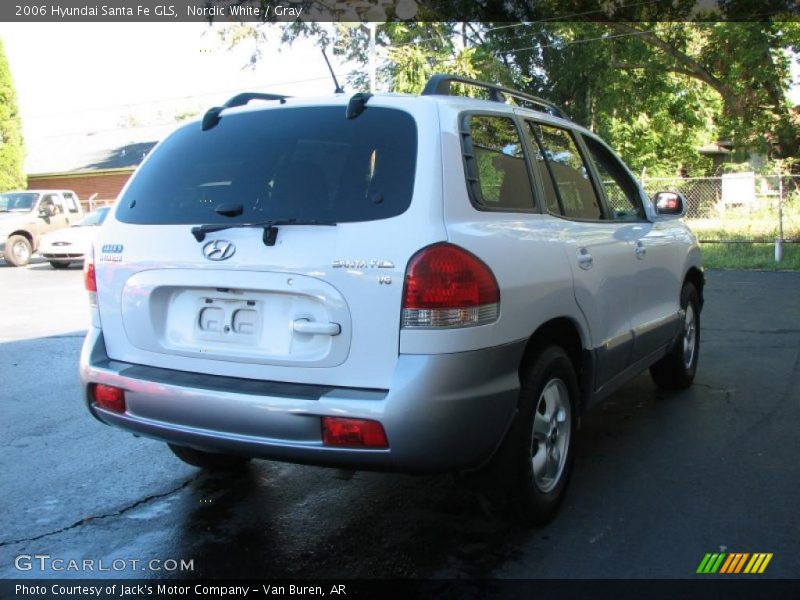 Nordic White / Gray 2006 Hyundai Santa Fe GLS