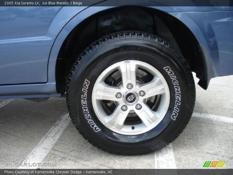 Ice Blue Metallic / Beige 2005 Kia Sorento LX