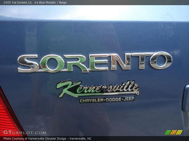 Ice Blue Metallic / Beige 2005 Kia Sorento LX