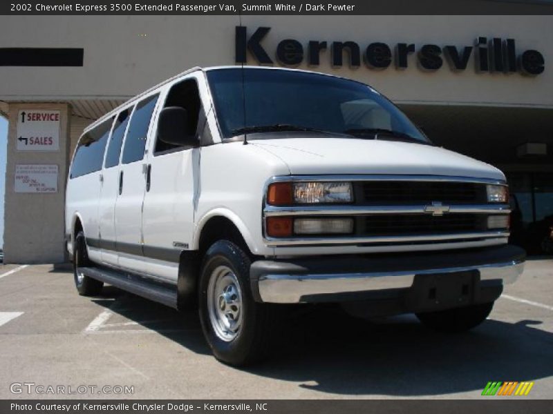 Summit White / Dark Pewter 2002 Chevrolet Express 3500 Extended Passenger Van