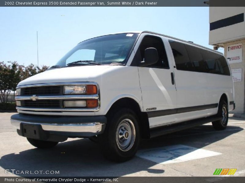 Summit White / Dark Pewter 2002 Chevrolet Express 3500 Extended Passenger Van