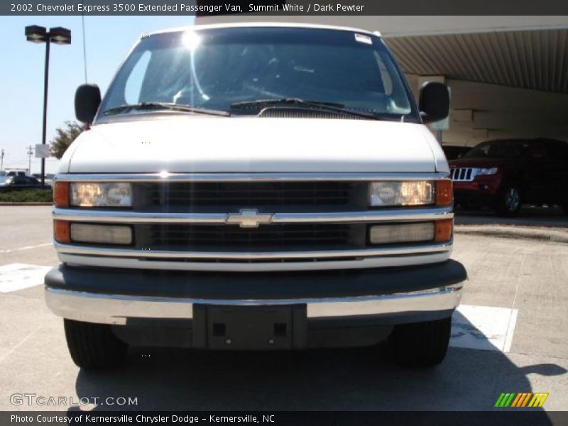 Summit White / Dark Pewter 2002 Chevrolet Express 3500 Extended Passenger Van