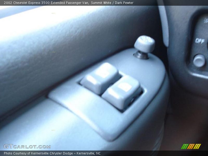Summit White / Dark Pewter 2002 Chevrolet Express 3500 Extended Passenger Van