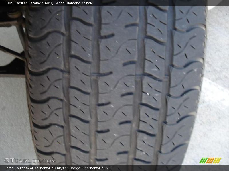 White Diamond / Shale 2005 Cadillac Escalade AWD