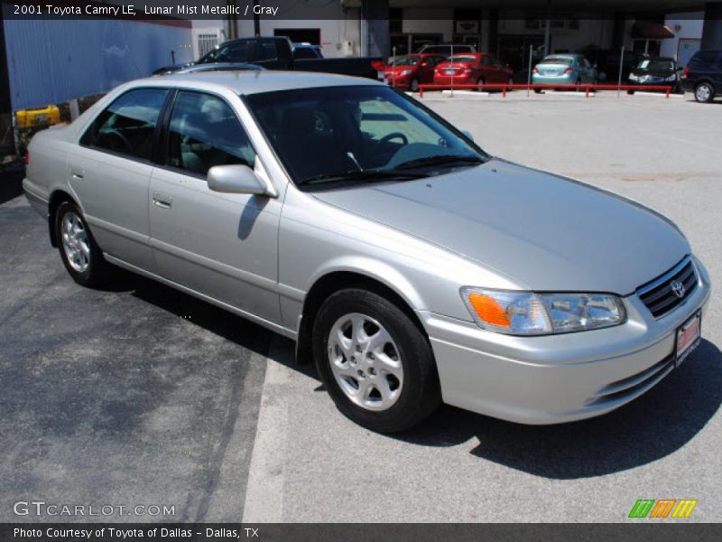 Lunar Mist Metallic / Gray 2001 Toyota Camry LE