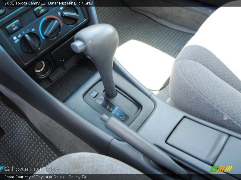 Lunar Mist Metallic / Gray 2001 Toyota Camry LE