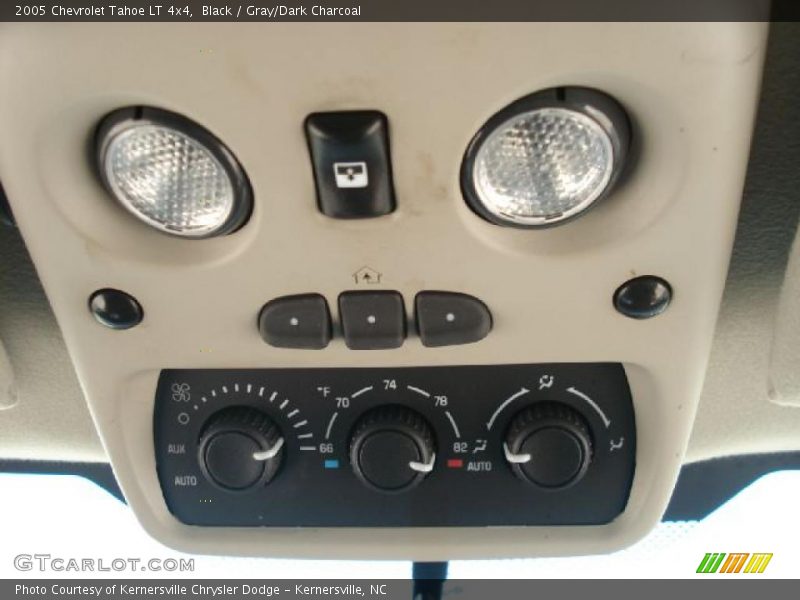 Black / Gray/Dark Charcoal 2005 Chevrolet Tahoe LT 4x4