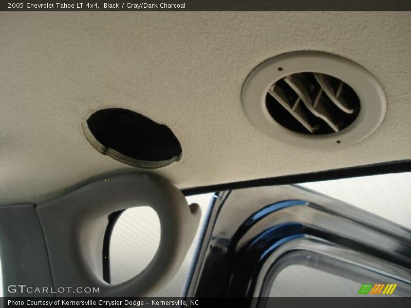 Black / Gray/Dark Charcoal 2005 Chevrolet Tahoe LT 4x4