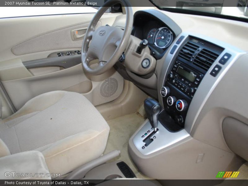 Platinum Metallic / Beige 2007 Hyundai Tucson SE
