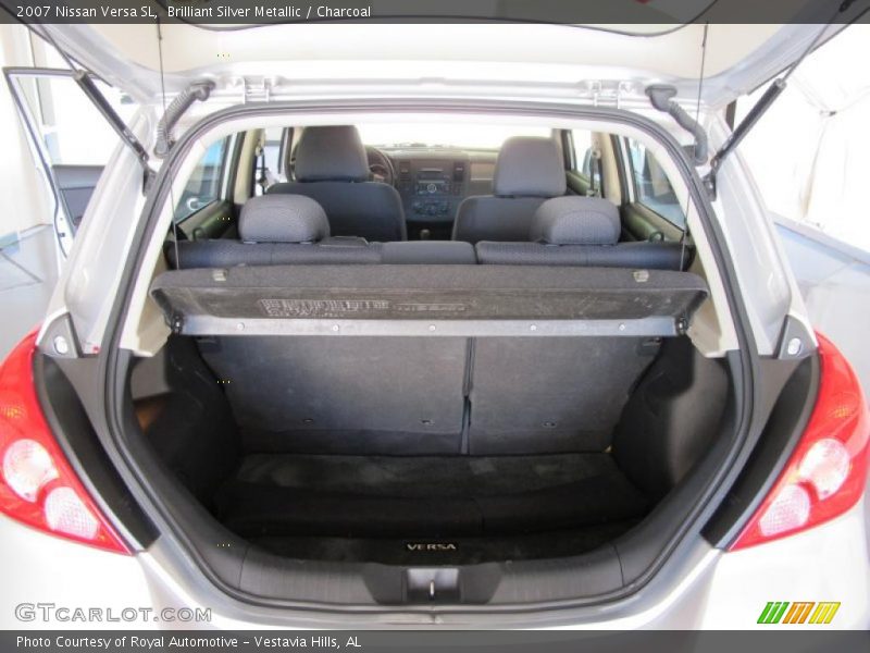 Brilliant Silver Metallic / Charcoal 2007 Nissan Versa SL