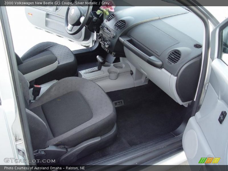 Silver Metallic / Grey 2000 Volkswagen New Beetle GLS Coupe