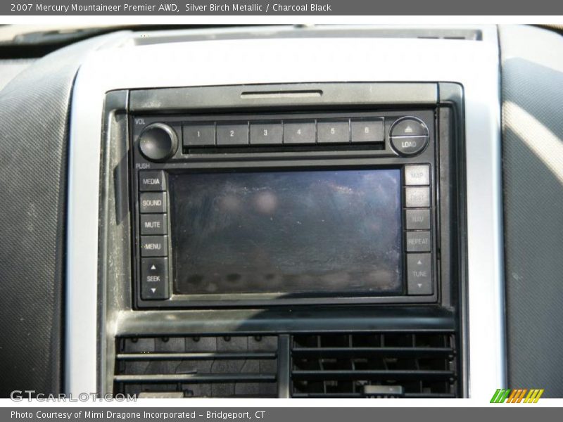 Silver Birch Metallic / Charcoal Black 2007 Mercury Mountaineer Premier AWD