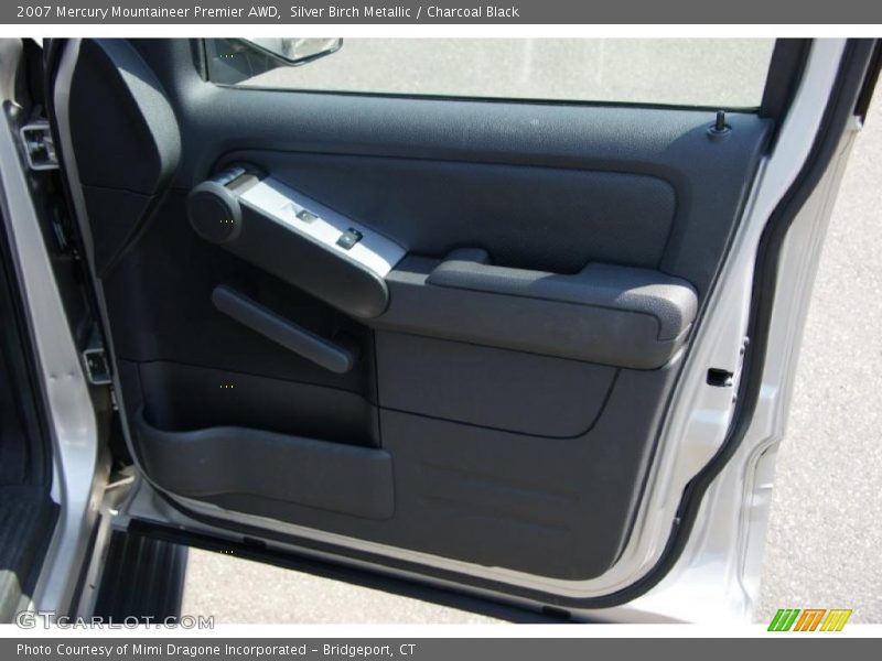 Silver Birch Metallic / Charcoal Black 2007 Mercury Mountaineer Premier AWD
