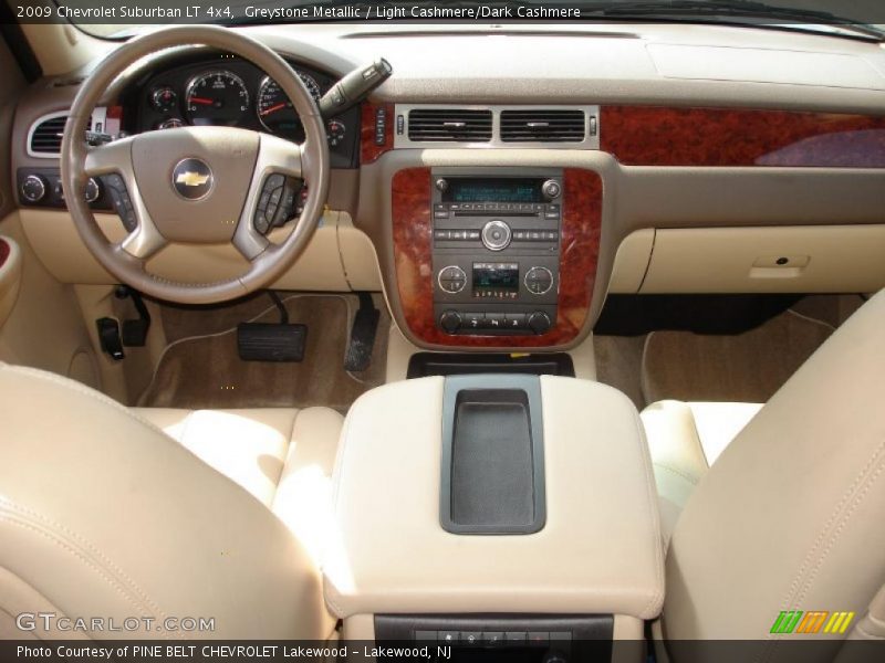 Greystone Metallic / Light Cashmere/Dark Cashmere 2009 Chevrolet Suburban LT 4x4