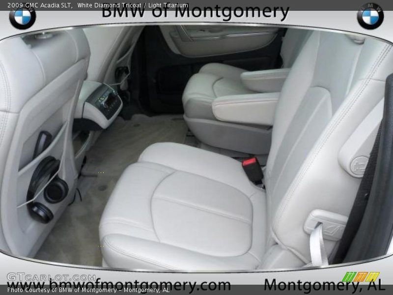 White Diamond Tricoat / Light Titanium 2009 GMC Acadia SLT