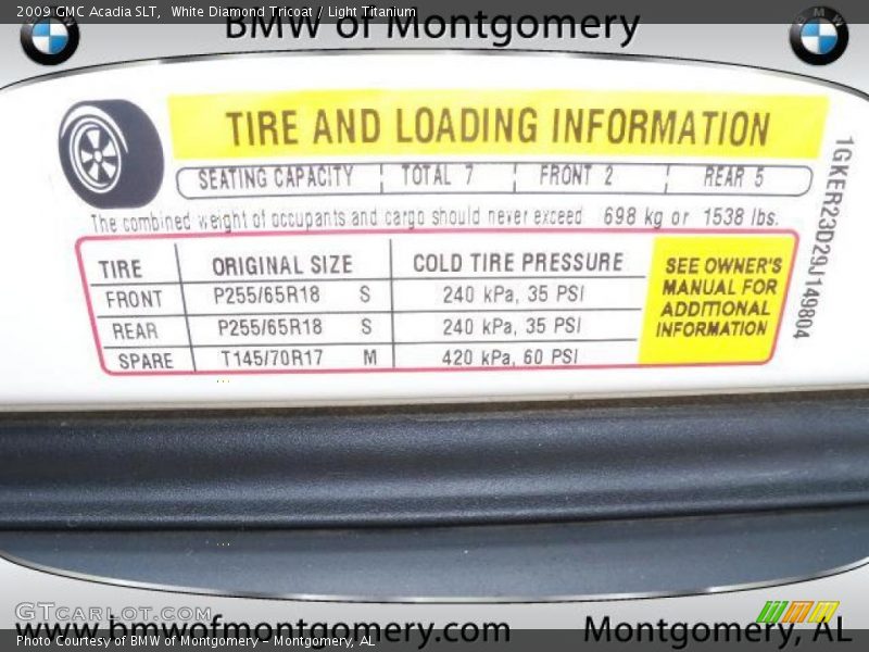 White Diamond Tricoat / Light Titanium 2009 GMC Acadia SLT