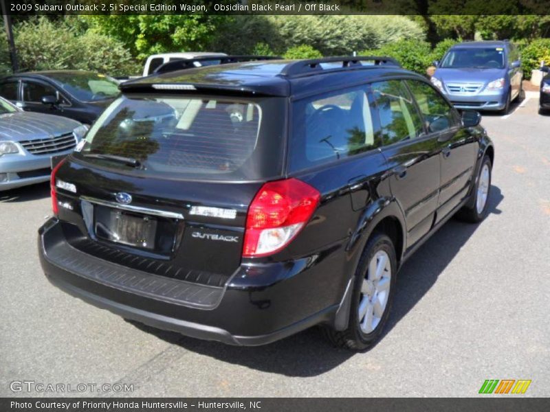 Obsidian Black Pearl / Off Black 2009 Subaru Outback 2.5i Special Edition Wagon