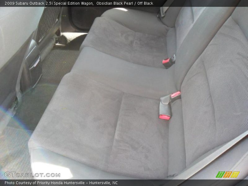 Obsidian Black Pearl / Off Black 2009 Subaru Outback 2.5i Special Edition Wagon