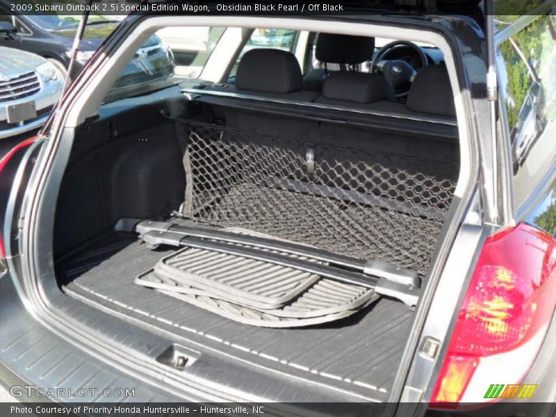 Obsidian Black Pearl / Off Black 2009 Subaru Outback 2.5i Special Edition Wagon