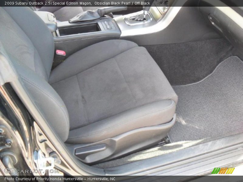 Obsidian Black Pearl / Off Black 2009 Subaru Outback 2.5i Special Edition Wagon