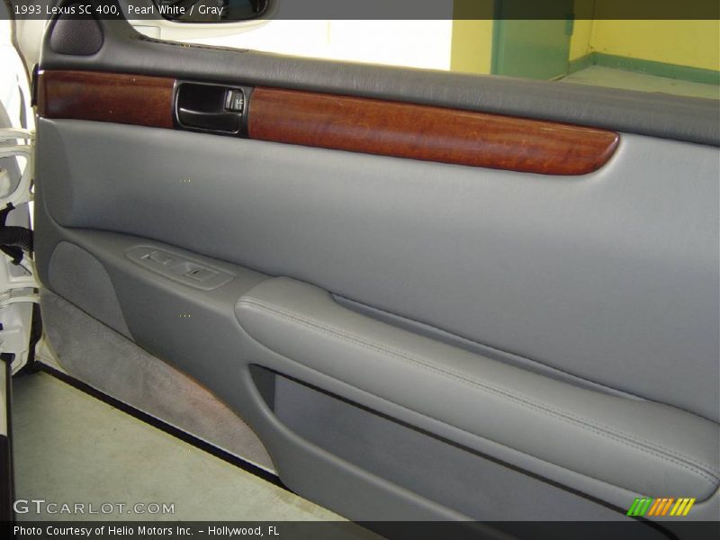 Pearl White / Gray 1993 Lexus SC 400