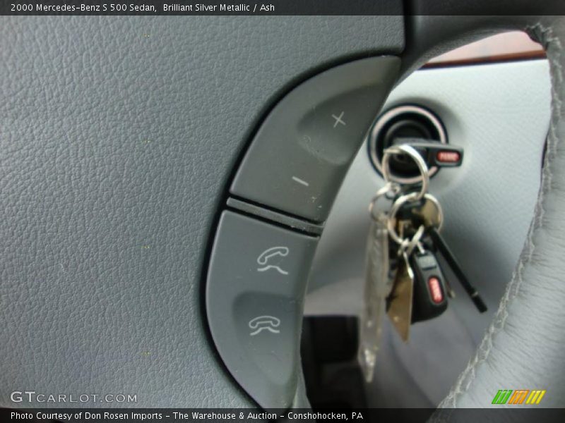 Brilliant Silver Metallic / Ash 2000 Mercedes-Benz S 500 Sedan