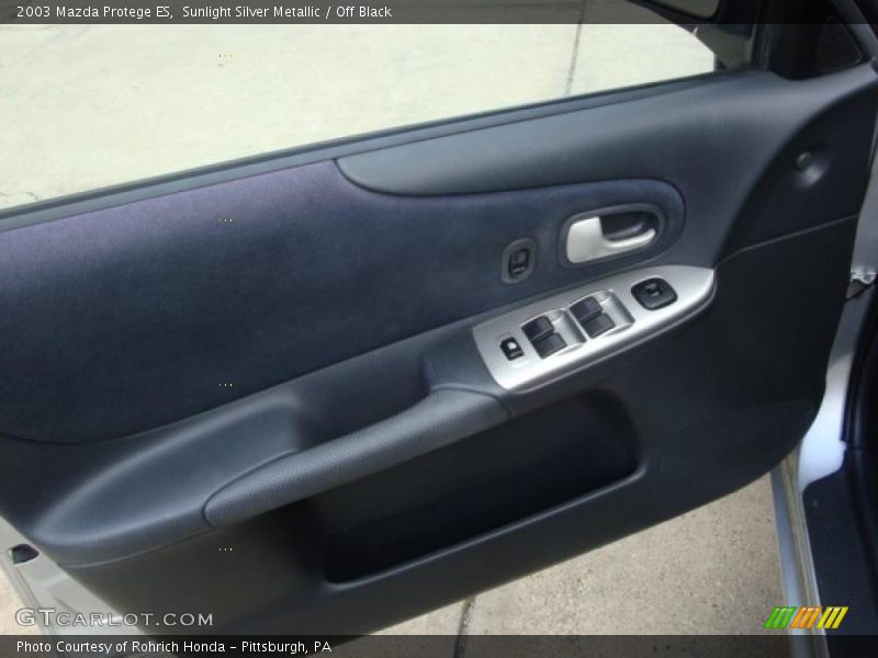 Sunlight Silver Metallic / Off Black 2003 Mazda Protege ES