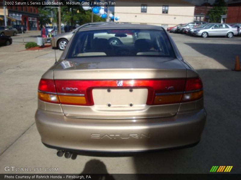 Medium Gold / Medium Tan 2002 Saturn L Series L300 Sedan
