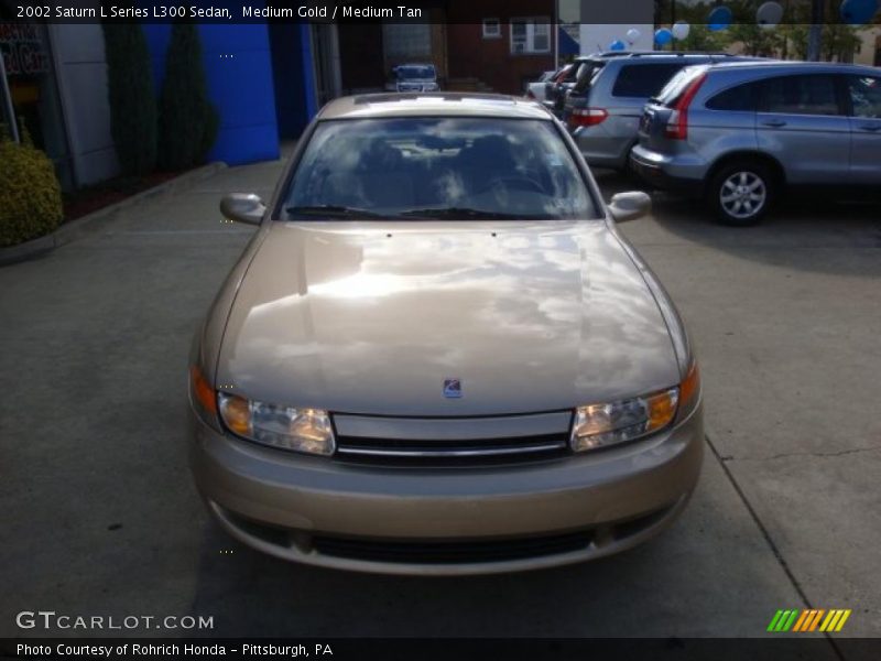 Medium Gold / Medium Tan 2002 Saturn L Series L300 Sedan