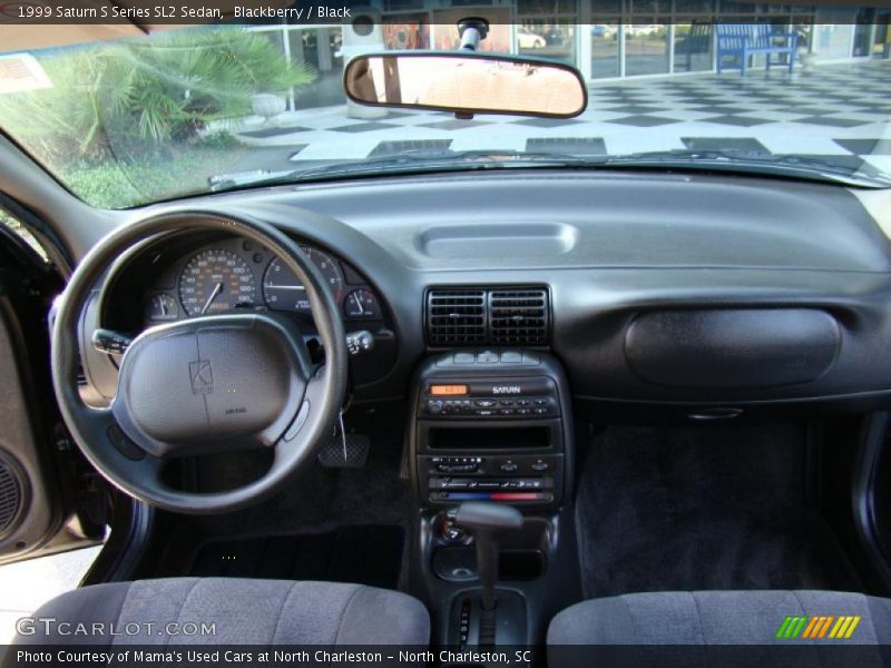 Blackberry / Black 1999 Saturn S Series SL2 Sedan
