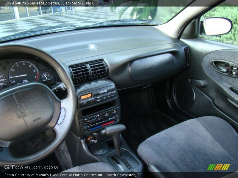 Blackberry / Black 1999 Saturn S Series SL2 Sedan