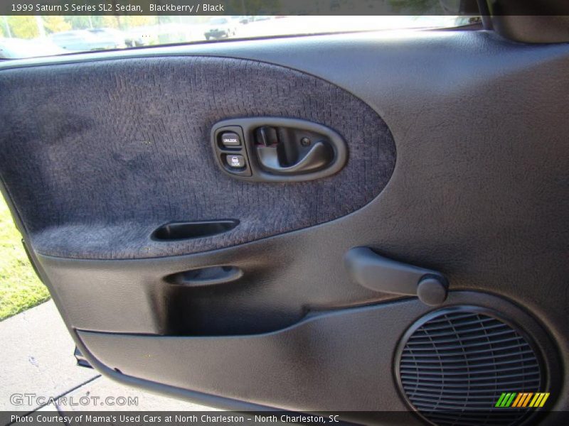 Blackberry / Black 1999 Saturn S Series SL2 Sedan