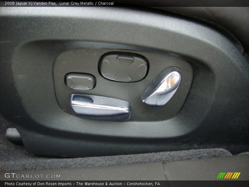 Lunar Grey Metallic / Charcoal 2008 Jaguar XJ Vanden Plas