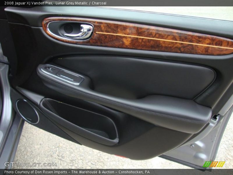 Lunar Grey Metallic / Charcoal 2008 Jaguar XJ Vanden Plas